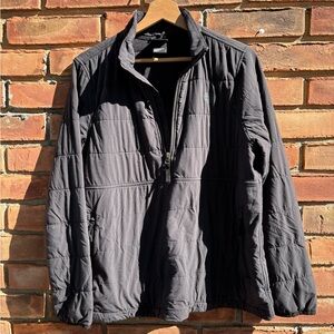 The North Face Women's mountain sweatshirt pullover in black